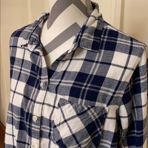 ❄️Blue and White Flannel Shirt❄️